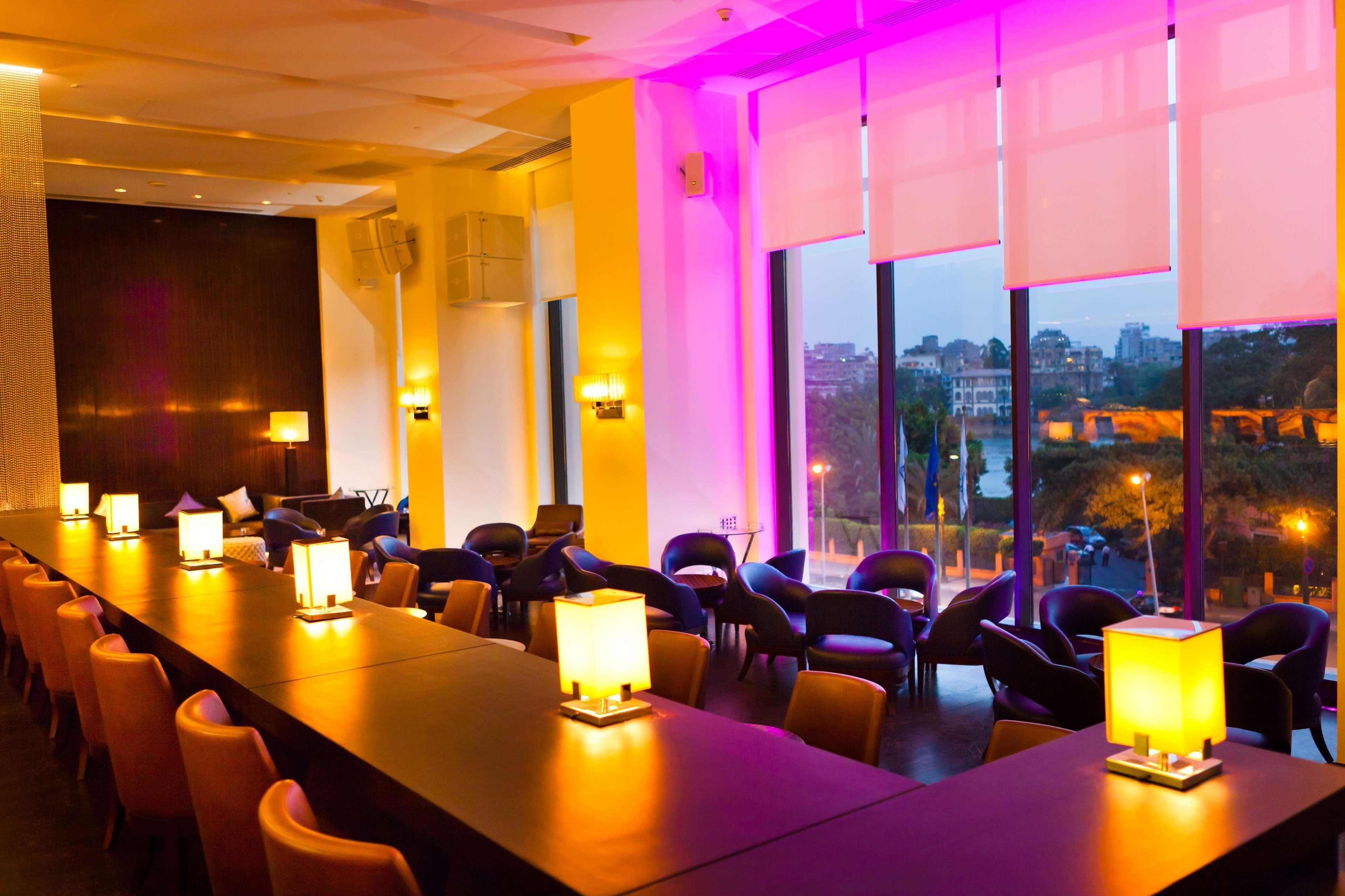 Hotel Sofitel Cairo Downtown Nile Exteriér fotografie The lounge at the airport