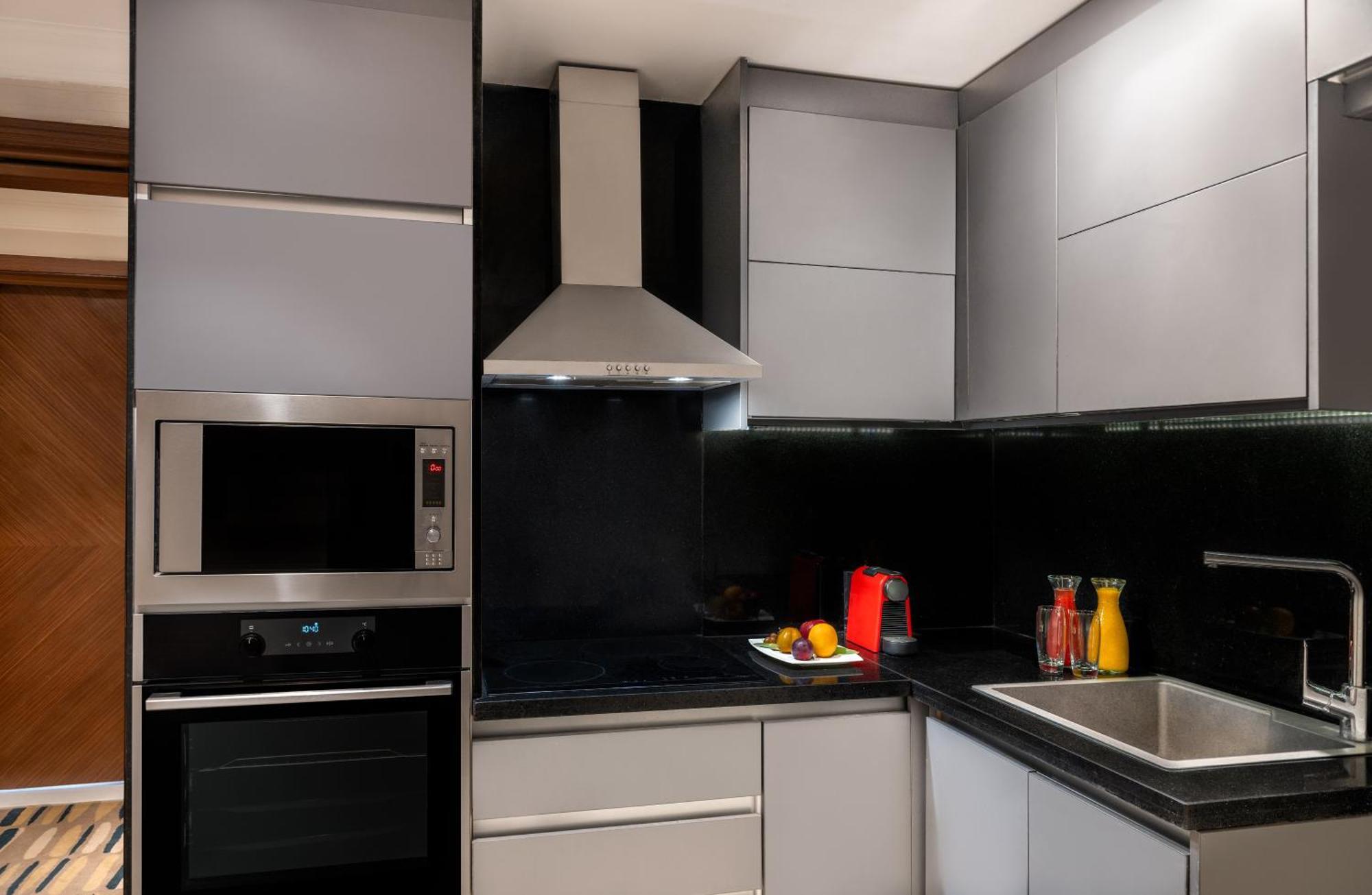 Hotel Sofitel Cairo Downtown Nile Exteriér fotografie A modern kitchen