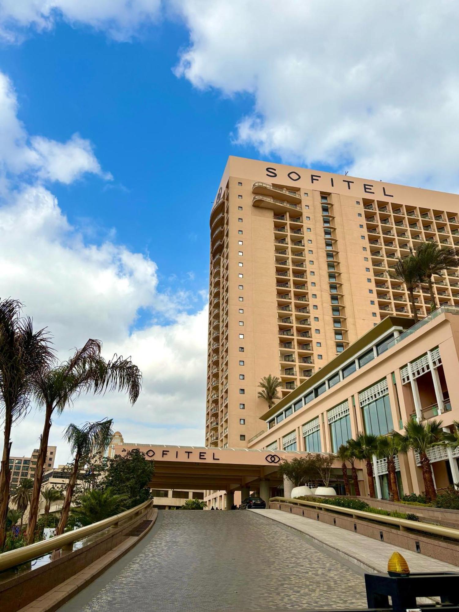 Hotel Sofitel Cairo Downtown Nile Exteriér fotografie Sofitel Legend Metropole Cairo